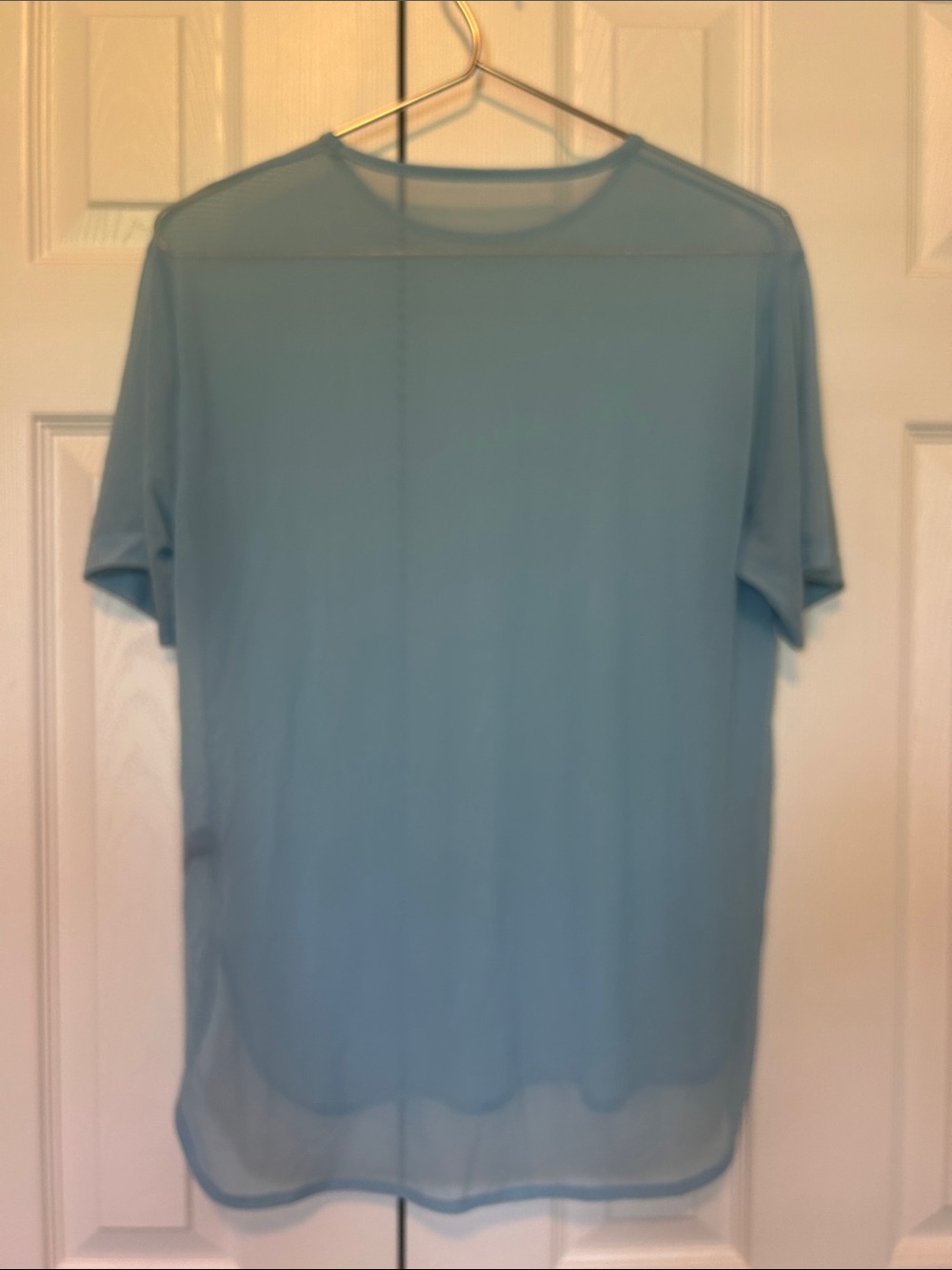 NWOT Noli Mesh Flow Tee - Sky, size S - Picture 10 of 11